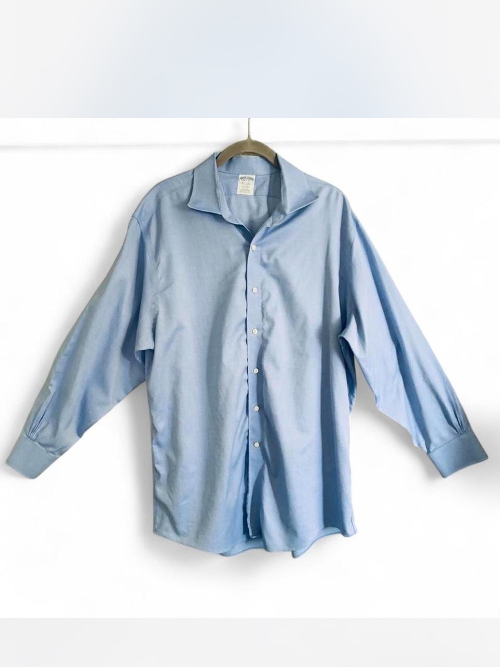 Preppy Professional Brooks Brothers Light Blue Men's Button-up Dress Shirt L